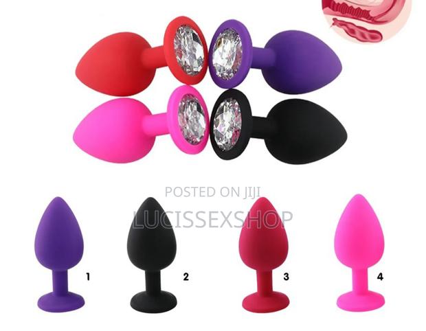 Silicone Anal Butt Plug · Photo 2