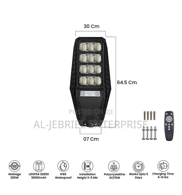 SKYLIFE 200watts Solar Street Light With Remote Control