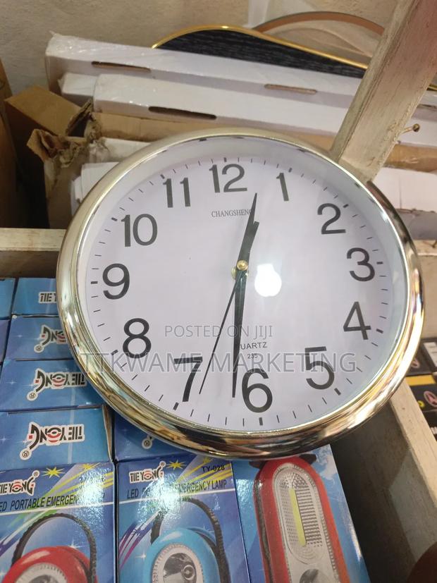 Wall Clock · Photo 2