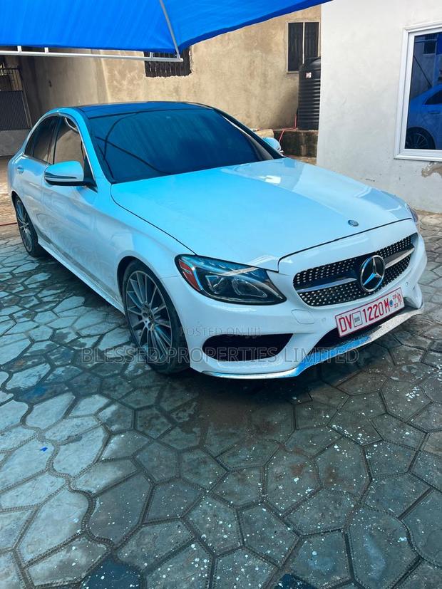 Mercedes-Benz C300 2017 White