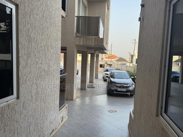 Furnished 2bdrm Apartment in East Legon for rent photo 8