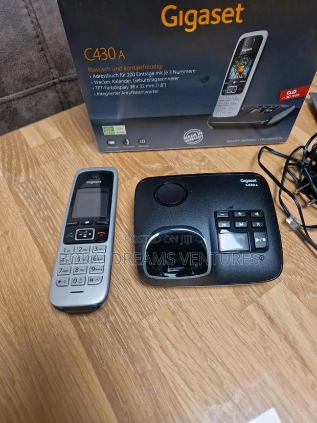 Gigaset Intercommunication Devices · Photo 3