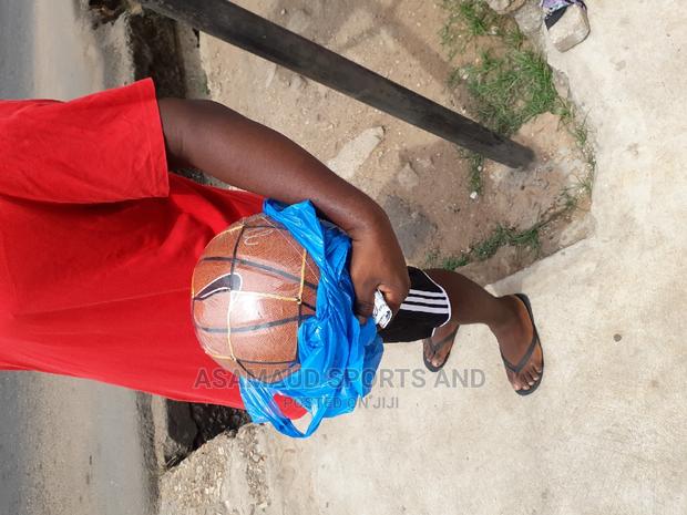Original Basketball at Cool Price · Photo 4