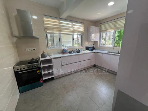 Furnished 2bdrm Apartment in Ab Richie Properties, Tseaddo for rent · Photo 4