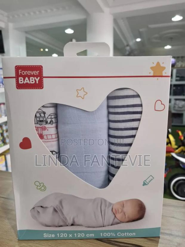 Swaddle Blanket · Photo 1