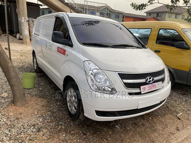 Hyundai Starex 2014 White
