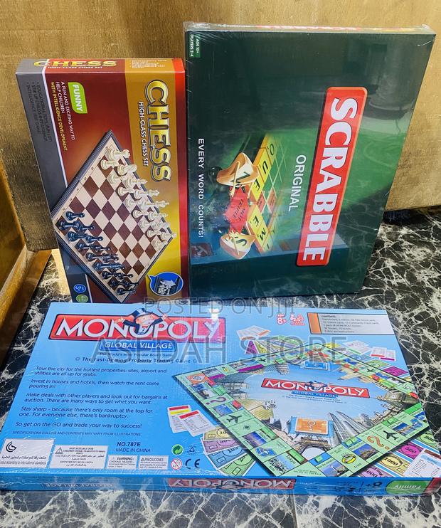 Monopoly, Scrabble and Chess Game · Photo 4