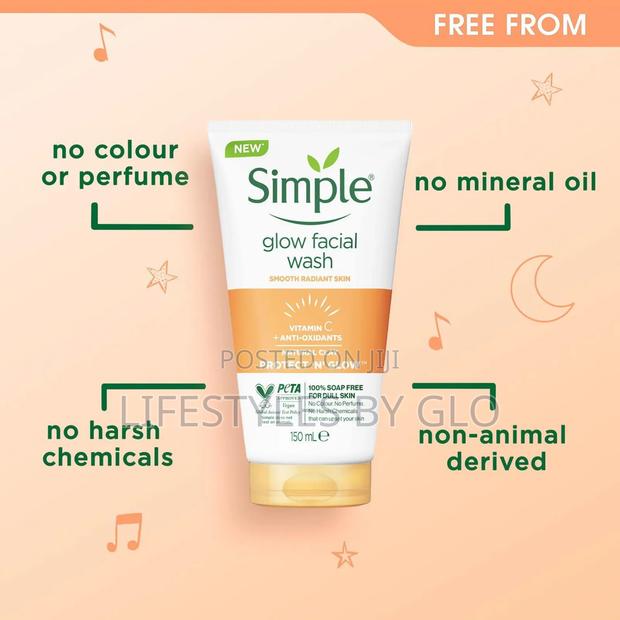 Simple Protect ‘N’ Glow Facial Wash · Photo 4