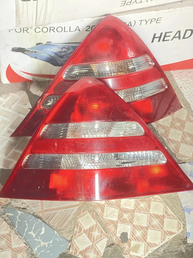 MERCEDES Benz SLK 20002 Taillight One Door