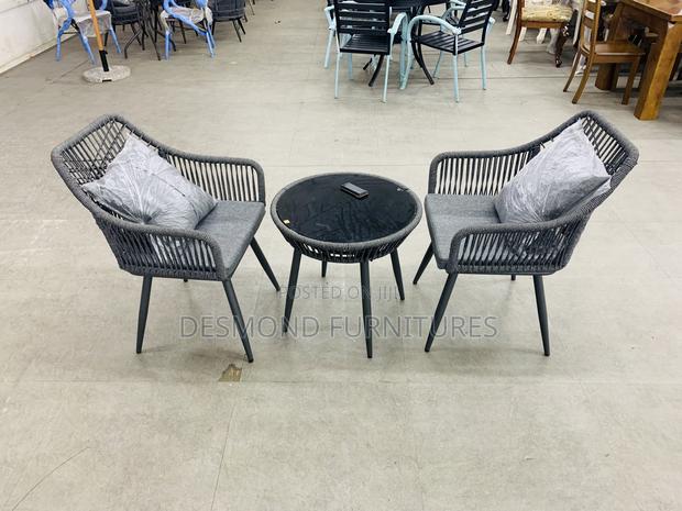 Coffee Table With 2 Chairs photo 3