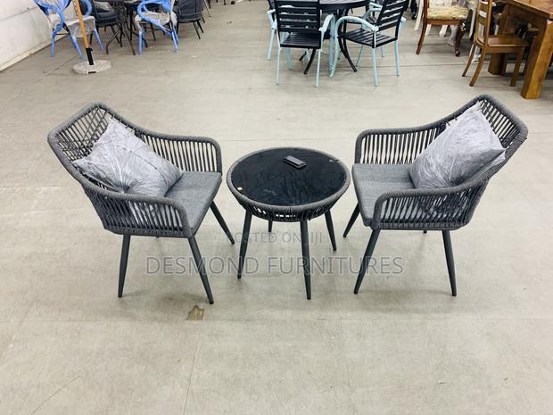 Coffee Table With 2 Chairs photo 2