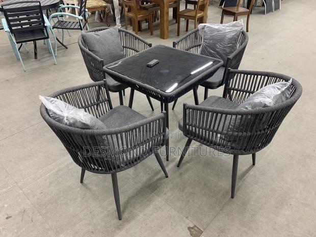 Outdoor Table With 4 Chairs photo 2