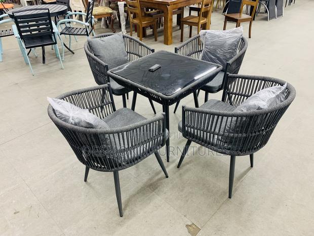 Outdoor Table With 4 Chairs photo 4