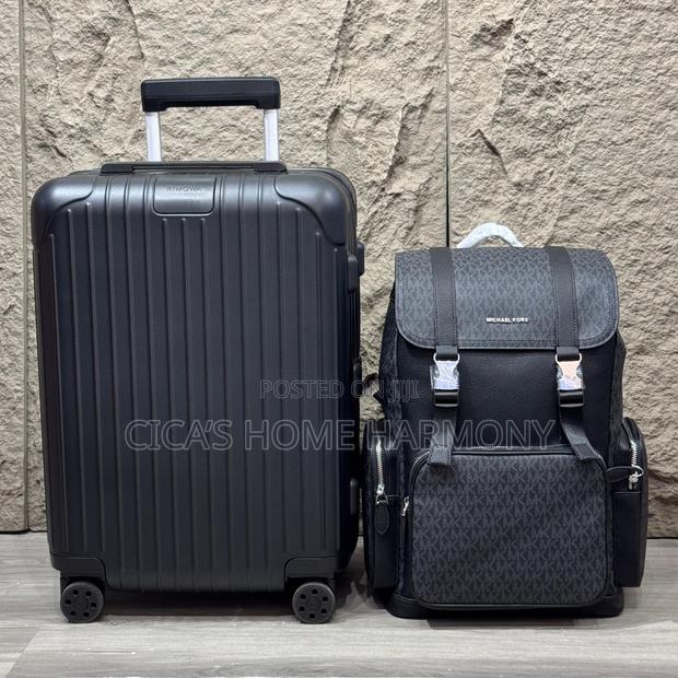 Luxury Designer Travel Set · Photo 2