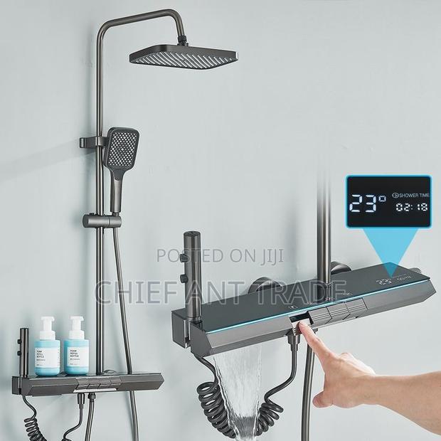 Shower. Hot Cold. 8031h. · Photo 2