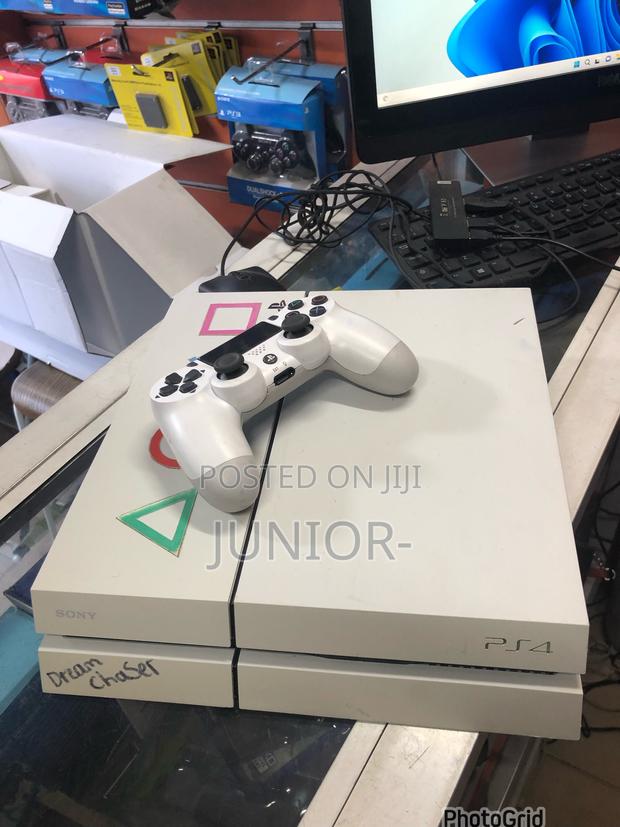 Ps4 With 10 Games Jailbreak Games Fc27 · Photo 3