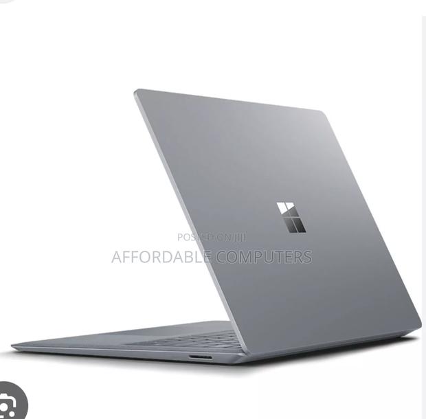 New Laptop Microsoft Surface Laptop 2 8GB Intel Core I5 SSD 256GB · Photo 4