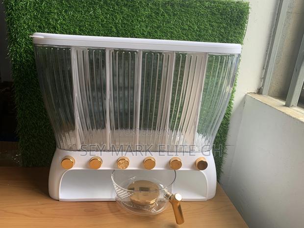 6 in 1 Cereal Dispenser · Photo 4