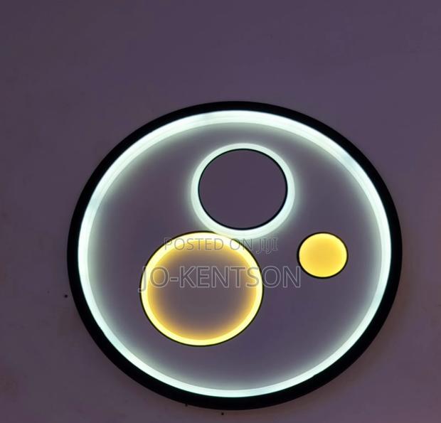 Stunning Round Ceiling Light With Remote