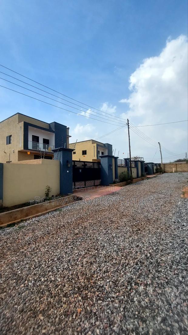4bdrm House in Kg.Franco Real, East Legon for rent · Photo 1