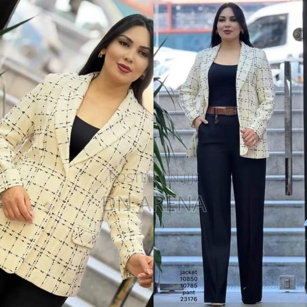 Women Trousers Suits · Photo 4