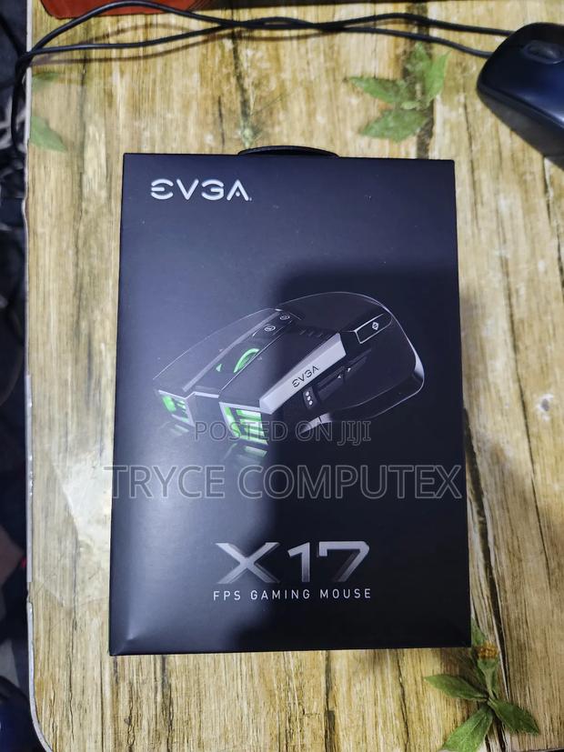 Evga X17 RGB Gaming Mouse · Photo 2