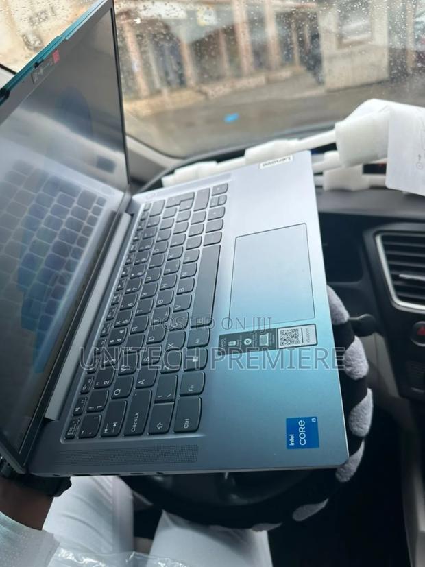 New Laptop Lenovo Ideapad 3 8GB Intel Core I5 SSD 512GB
