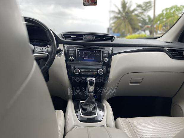 Nissan Rogue SL AWD 2019 White