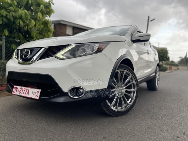 Nissan Rogue SL AWD 2019 White