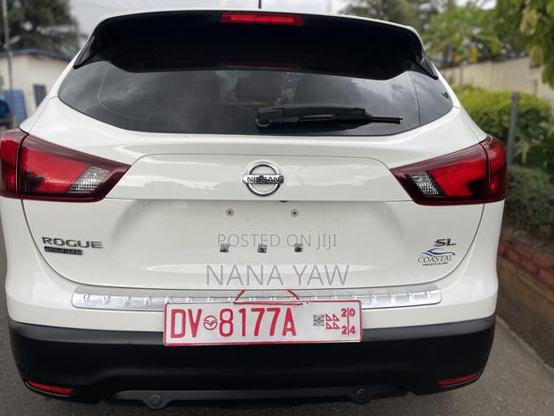 Nissan Rogue SL AWD 2019 White