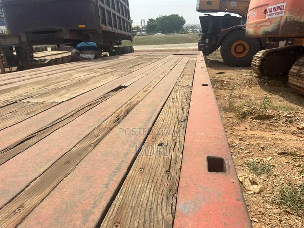 40 Ton Lowbed / Stepdeck Trailer With Ramps photo 7