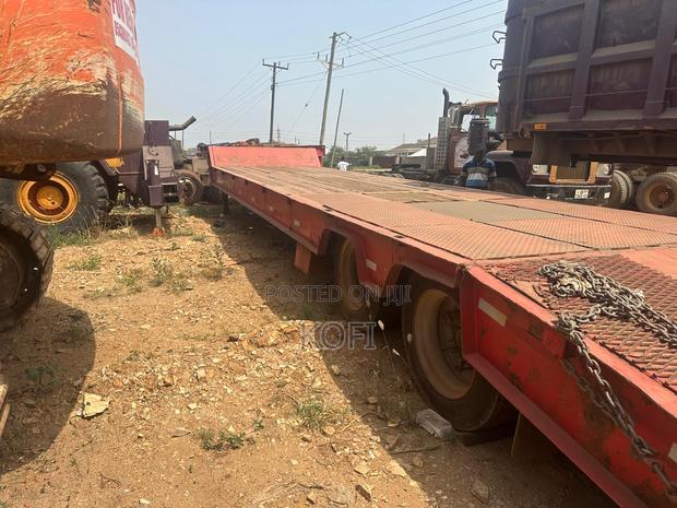 40 Ton Lowbed / Stepdeck Trailer With Ramps photo 9