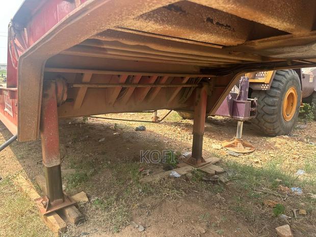 40 Ton Lowbed / Stepdeck Trailer With Ramps photo 10