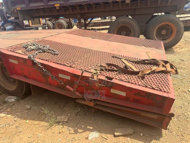 40 Ton Lowbed / Stepdeck Trailer With Ramps photo 13