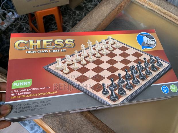 Hight Class Chess · Photo 3