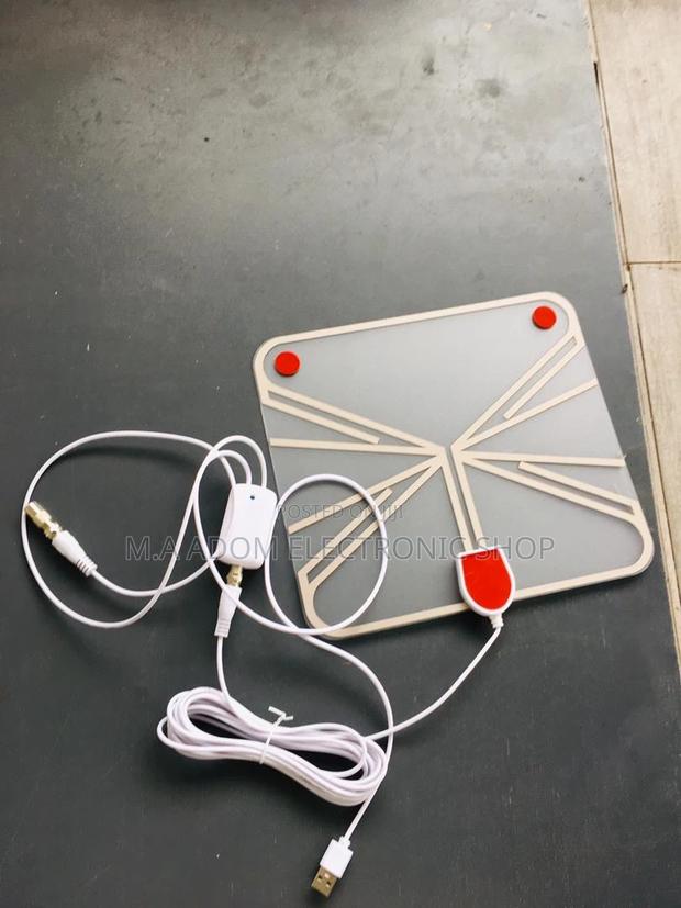Say Goodbye to Pixelated TV: Our Invisible Antenna · Photo 2