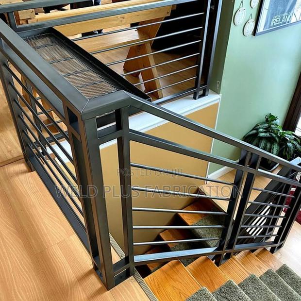 Staircase Balustrades · Photo 2