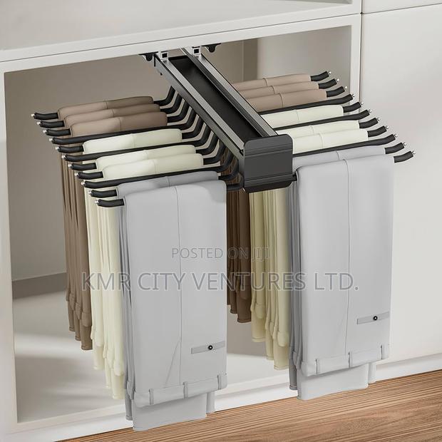 Trousers Hanger With Rails · Photo 3