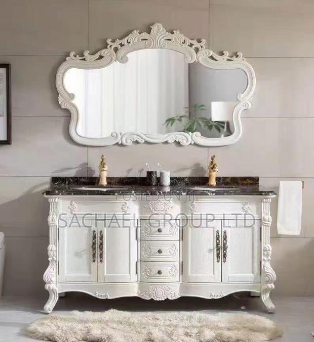 Luxurious Vanity Cabinets Basin · Photo 2