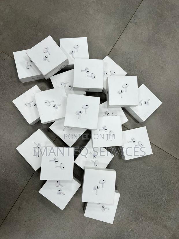 Apple Airpods Pro Gen 2 With Type C · Photo 4