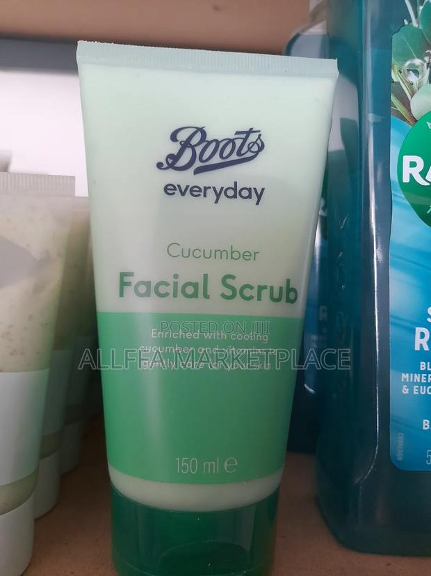 Boots Everyday Cucumber Facial Scrub 150ml · Photo 2