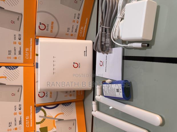 Universal Ax9 PRO Wifi Router photo 2