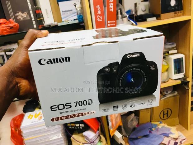 Canon EOS 700D With Lens: Your Gateway to DSLR Photography · Photo 2