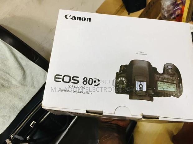 Canon EOS 80D Dslr: A Photographer's Powerhouse · Photo 2