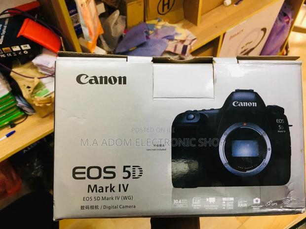 Canon EOS 5D Mark IV: A Photographer's Dream · Photo 2