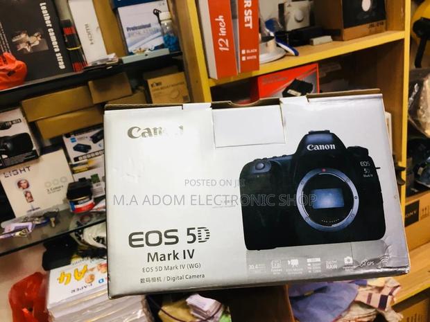 Canon EOS 5D Mark IV: Your Ultimate Photography Companion · Photo 2
