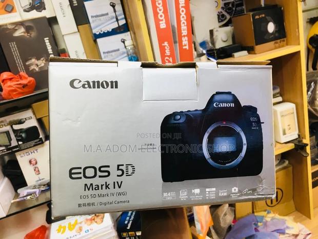 Canon EOS 5D Mark IV: The Ultimate Full-Frame DSLR · Photo 2