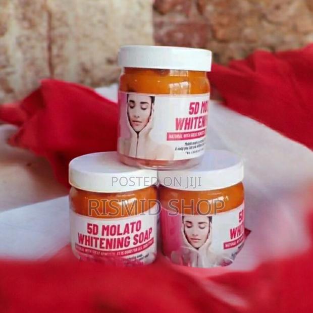 Molato Super Whitening Soap · Photo 4