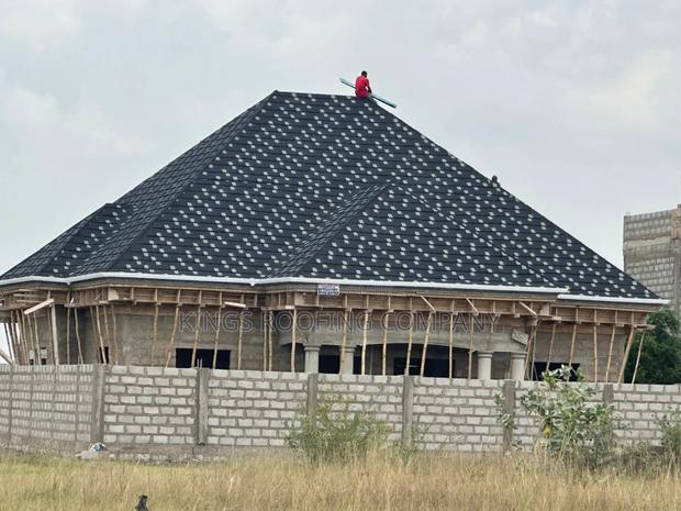 (Alu-Zinc) Black and White Shingles · Photo 3