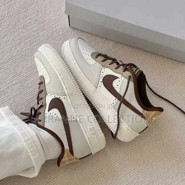 Nike Air Force 1 Brogues Sneaker · Photo 3